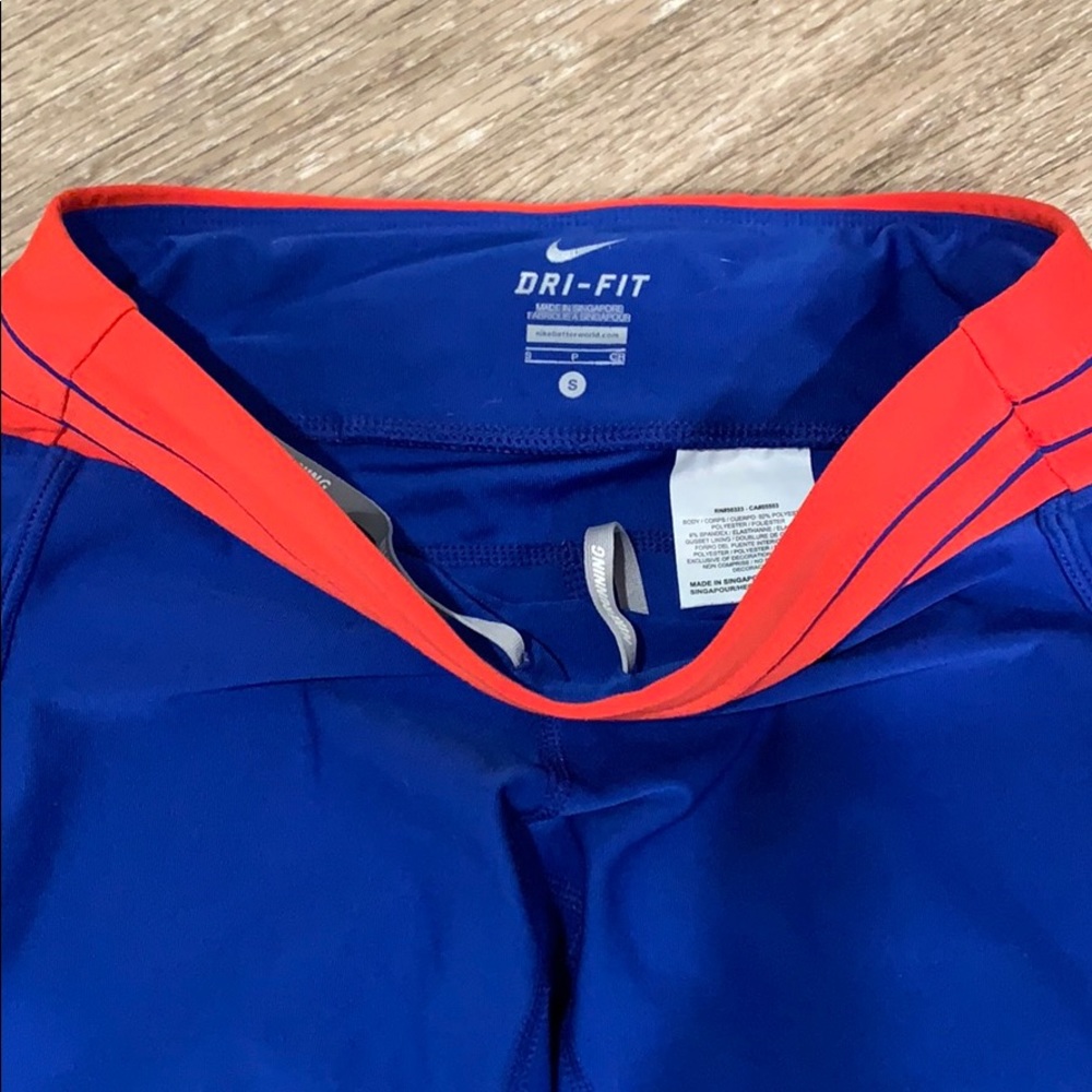 Nike Run Capris - Picture 2 of 4